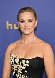 reese-witherspoon-at-76th-emmy-awards-at-peacock-theatre-in-los-angeles-09-15-2024-0.jpg