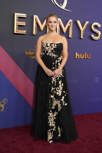 reese-witherspoon-at-76th-emmy-awards-at-peacock-theatre-in-los-angeles-09-15-2024-3.jpg