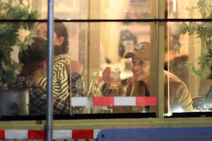 reese-witherspoon-on-a-date-with-oliver-haarmann-in-new-york-10-01-2024-3.jpg
