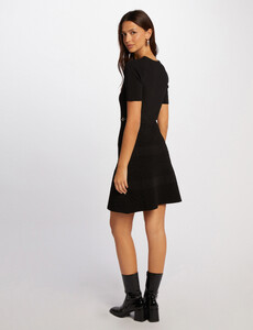 robe-tricot-courte-trapeze-noir-femme-vue2-32536300995140100.jpg