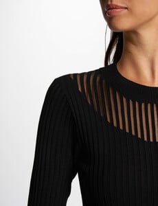 robe-tricot-courte-trapeze-noir-femme-vue4-32536300992910100.jpg