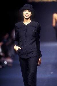s93rykiel-01n.thumb.jpg.8177571764b1cbec0fb746aed5341349.jpg