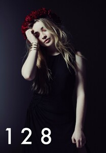 sabrinacarpenter-daily_282329.jpg
