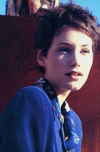 sarahjones(2).thumb.jpg.38e0535f3d69b3eef5c453628cd257e5.jpg