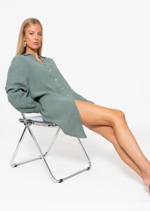 sassyclassy-musselin-bluse-oversize-grun-S1204B3898-10.jpg