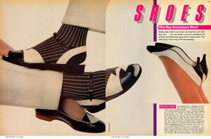 shoes_01_02.thumb.jpg.bd7161037e1f1626d50265122e338100.jpg