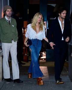 sienna-miller-radiates-boho-elegance-at-the-2024-met-gala-after-parties-5.jpg