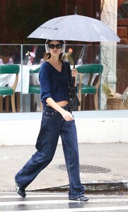 step-into-fall-with-kaia-gerber-s-must-have-sneakers-1.jpg