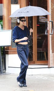 step-into-fall-with-kaia-gerber-s-must-have-sneakers-5.jpg