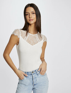 t-shirt-manches-courtes-a-dentelle-ecru-femme-vue1-32536300943380201.jpg