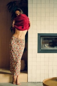 yse-pull-dans-la-nuit-calme-groseille-jupe-l-aube-fraiche-imprime-mathilda2.jpg