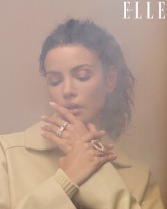 [2024.10.22] elle_arabia_464185099_1773378343399439_4166801686139446596_n.jpg