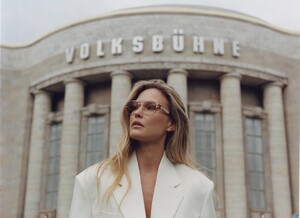 2024_11.03carolinalemkeberlin_465611943_18145708012346522_5747084096262535901_n.thumb.jpg.7aa10b66bc8703b14f50215fd2dddf0b.jpg
