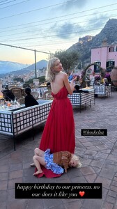 [2024.11.08] hoskelsa_piabaroncini_466119549_3579022332397521_249932499222767646_n.jpg