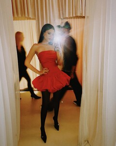 [2024.11.15] victoriajustice_467005398_18559678393006824_5007923749374388962_n.jpg