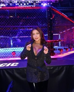 [2024.11.17] ariannyceleste_467428942_18473777599023607_3363129335525000800_n.jpg