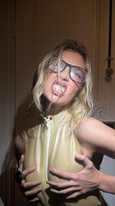 [2024.11.23] stellamaxwell_468024640_28101837716074127_8099345405850971196_n.jpg