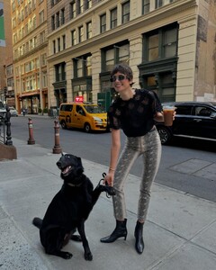 [2024.11.25] taylor_hill_468339188_18476623330024492_4133258792415638257_n.jpg