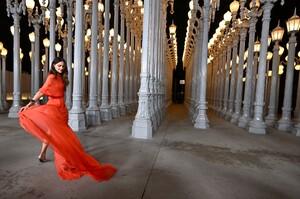 529269830_eiza-6.jpg