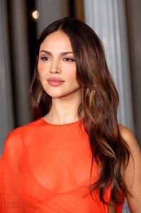 529270072_eiza-35.jpg