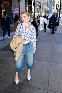 530027310_meg-1.jpg