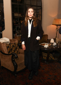 533046570_elizabeth-1.jpg