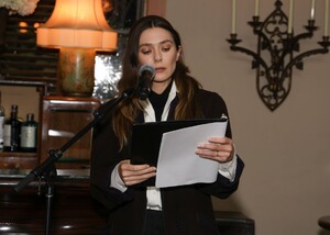 533046929_elizabeth-21.jpg