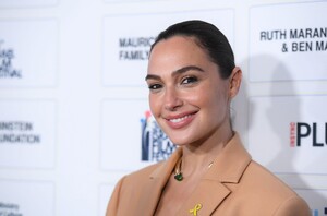 533150565_gal-8.jpg