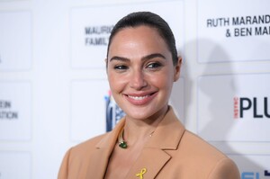 533150573_gal-12.jpg