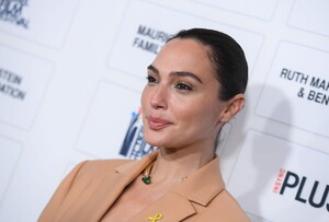 533150579_gal-15.jpg