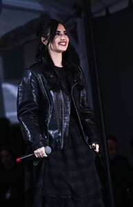 536486473_demi-12.jpg