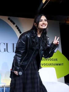 536486485_demi-16.jpg