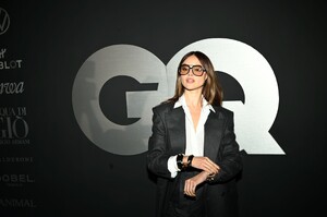 537550782_eiza-13.jpg