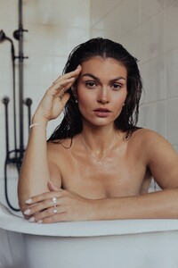 696_aw21_-3-3840x5760.jpg