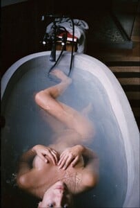 AlexisRen(9).thumb.jpg.5df098fba87116369740b80ca0e5f977.jpg