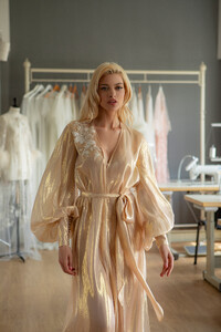 Apilat-Lingerie-Silk-Golden-Robe-F-64.4.jpg