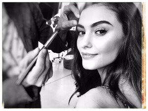 CarolBoianMartinelliBackstageshootingLiseCharmelCampaignAntigelFW18-195.thumb.jpg.8263bcc091e0ccd8ac723d4d88bc3968.jpg