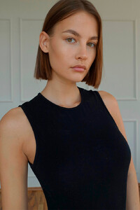 CelinePeschek1p3.thumb.jpg.395fc0f5e912c041e9f5373232dbdc43.jpg
