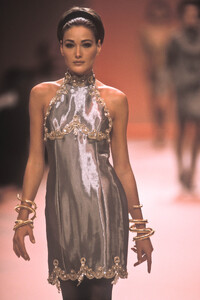 Chloe1991FW19.thumb.jpg.42eb0b171cff65ff171bb523f47967f6.jpg