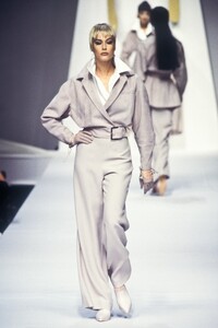 ClaudeMontana1993SS17.thumb.jpg.114a177af52442ddf60da2a3267a3c1e.jpg
