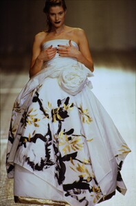 CommedesGarcons1991FW9.thumb.jpg.7f36736863bbd9b7c098bdeed4c4fe2a.jpg