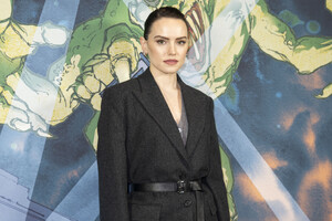 Daisy-Ridley-001.jpg