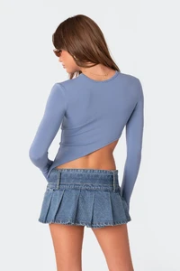 Edikted_LookBook_Jan4_20237573.thumb.webp.35a13796a36c00e56a179e02fc2838d8.webp
