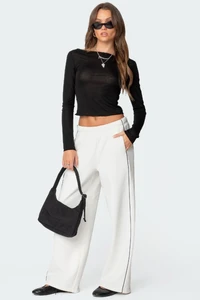 Edikted_Lookbook_09_09_202469885.thumb.webp.e36a50f66932bca84aaea122a7dd6ce5.webp