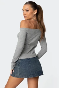 Edikted_Lookbook_09_09_202471654.thumb.webp.f68fd3d07e67e7e5854488d5c580602d.webp