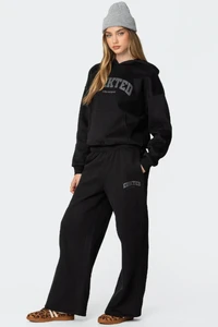Edikted_Lookbook_11_05_2024108139_122329dd-0062-4ab9-9136-f514c7b89394.thumb.webp.4dce1982751d494a51b2ec963ad28cd6.webp
