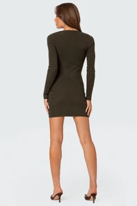 Edikted_Lookbook_12_04_20234512.thumb.webp.bf4272077cbb9c8cc479bdb22ccd6767.webp