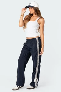 Edikted_lookbook_07_26_202357862.thumb.webp.36475f6681f4d623d406d0028a7ffdd3.webp