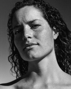 EmilyFarrell3b.thumb.jpg.9787cf5c827ef4968083f65ad05a0741.jpg