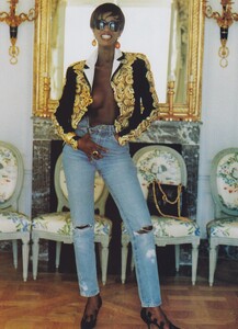Iman_06.thumb.jpeg.4c5d0400defb7c3917a319514d47c9c4.jpeg